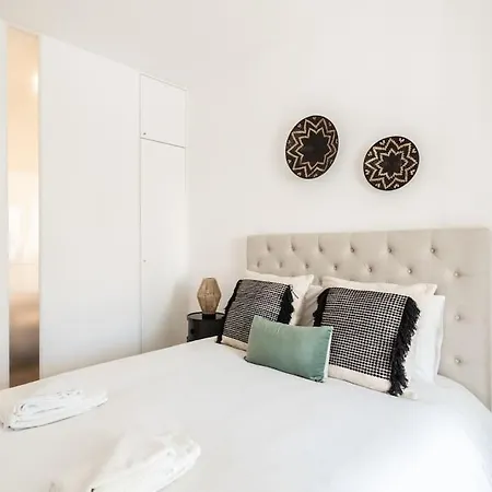 アパート Astrantia Yellow *